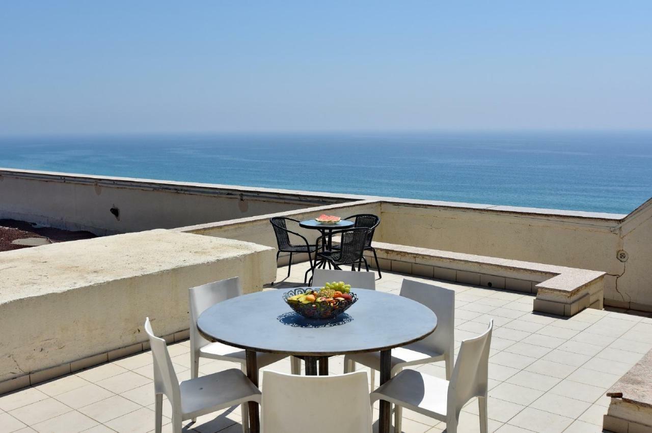 Laguna Beach Apartments Haifa Buitenkant foto